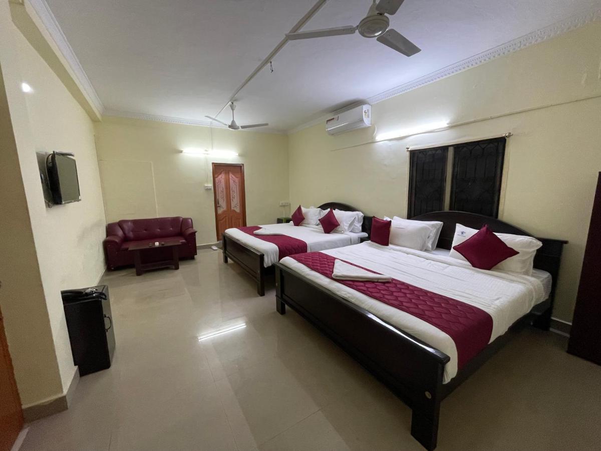 Skyry T Nagar