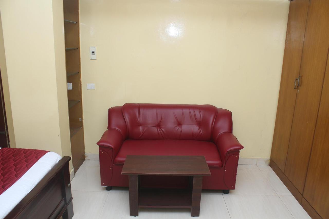 Skyry T Nagar Hotel 2*