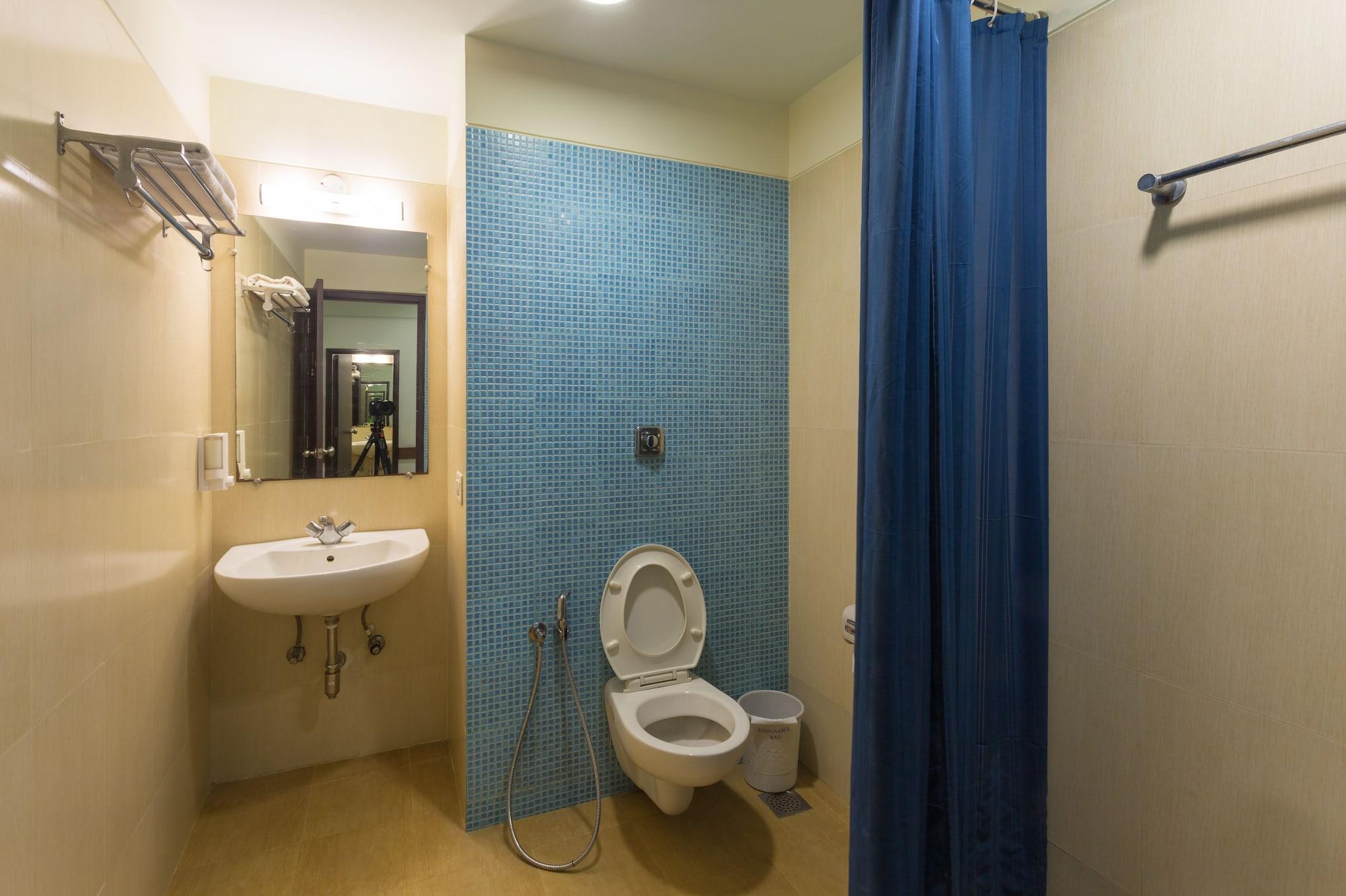- Vadapalani 3*