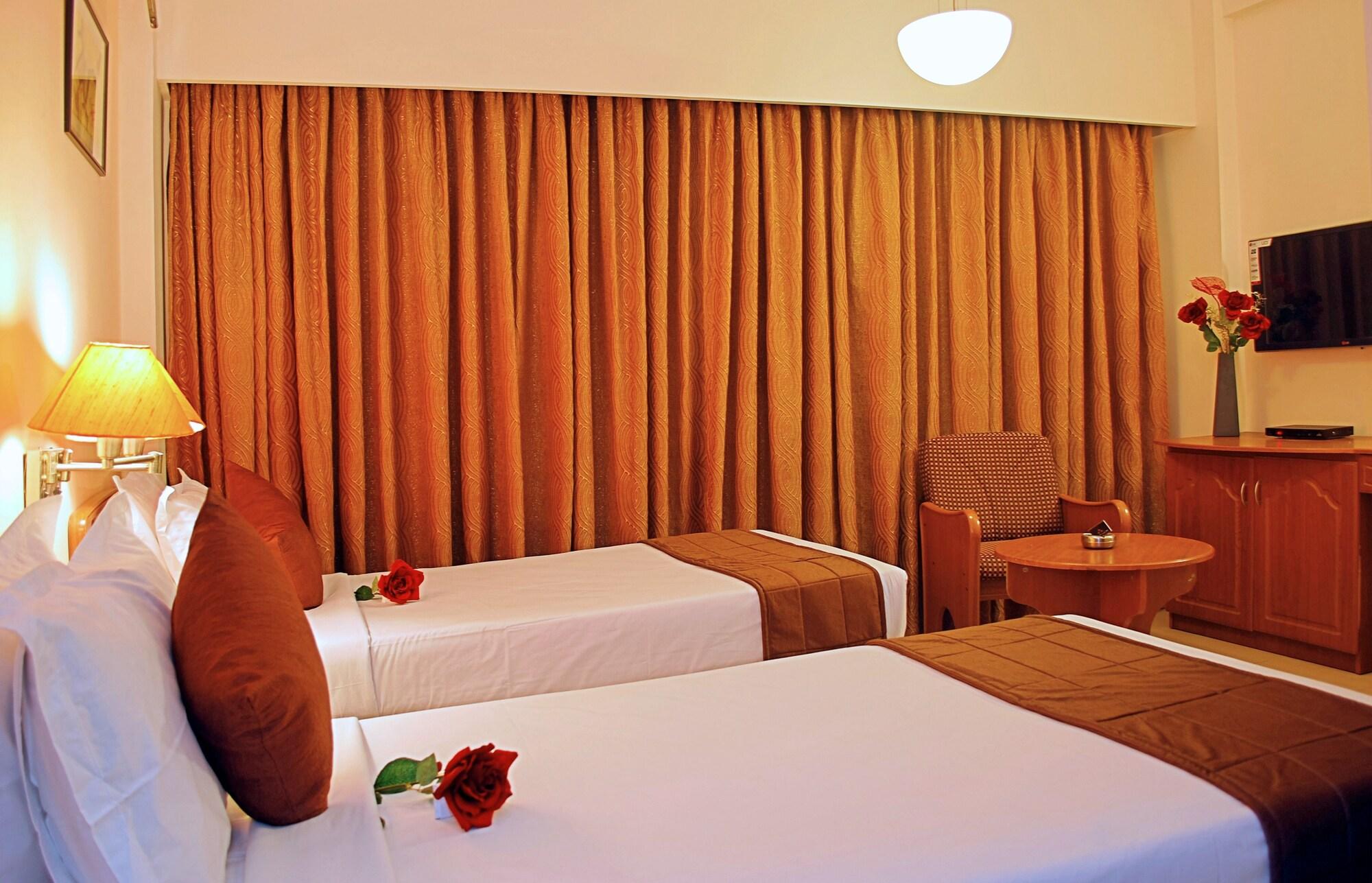 Super Townhouse Koyambedu Chennai