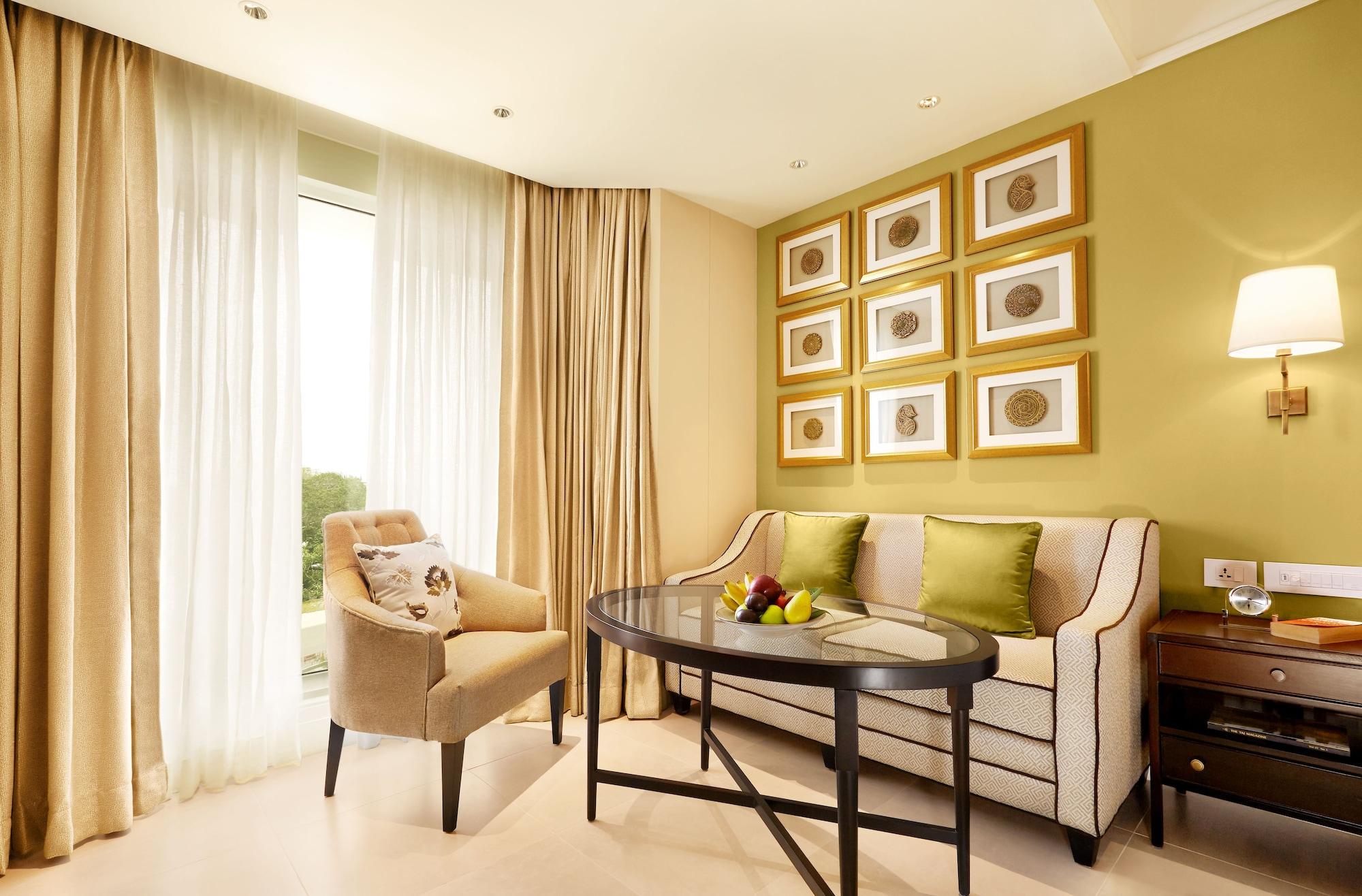 Taj Connemara, 5*