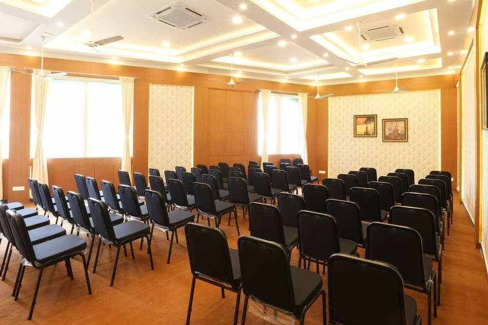 Emirates Residency Hotel