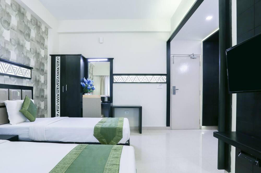 Emirates Residency * Chennai