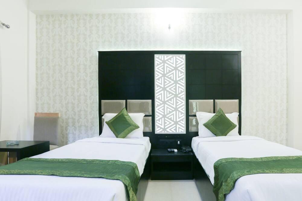 Emirates Residency * Chennai