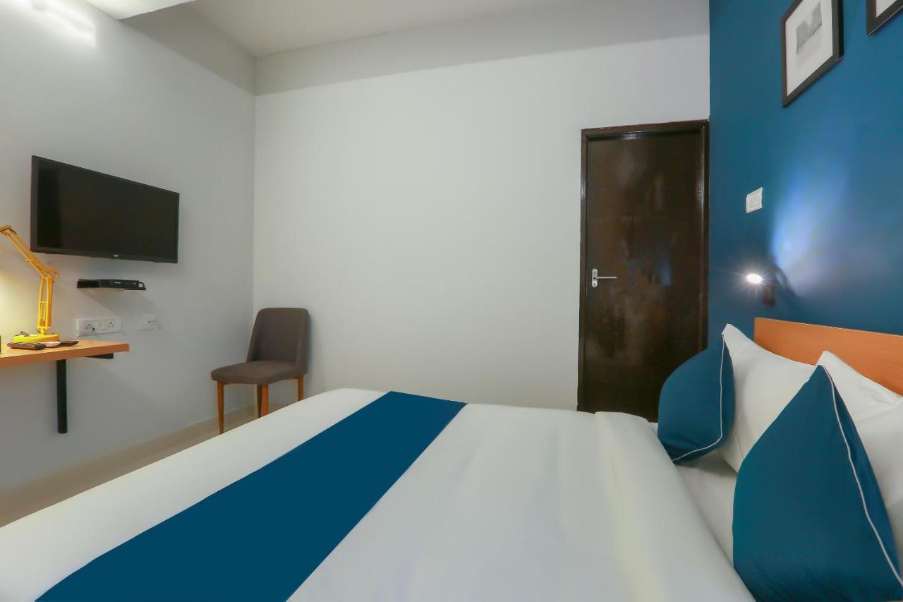 Oyo Silverkey Murugan Near Jazz Cinemas Luxe 3*