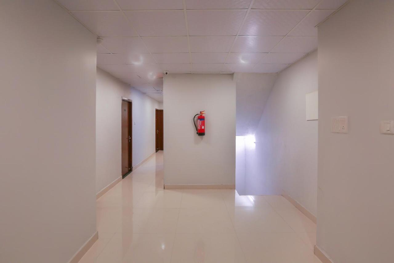 Oyo Silverkey Murugan Near Jazz Cinemas Luxe Hotel Chennai