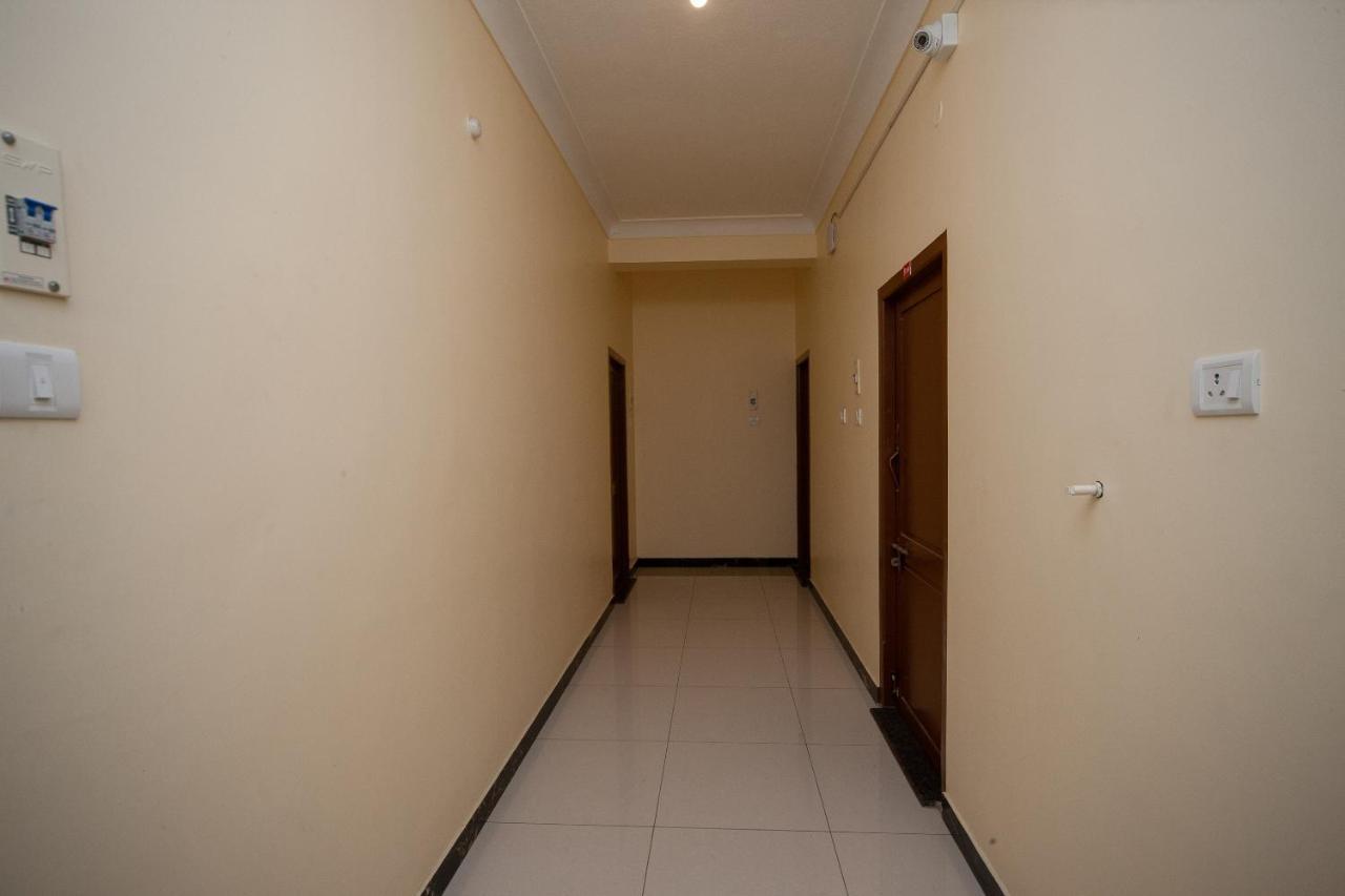 Oyo 79252 Inn34 Porur Hotel 3*