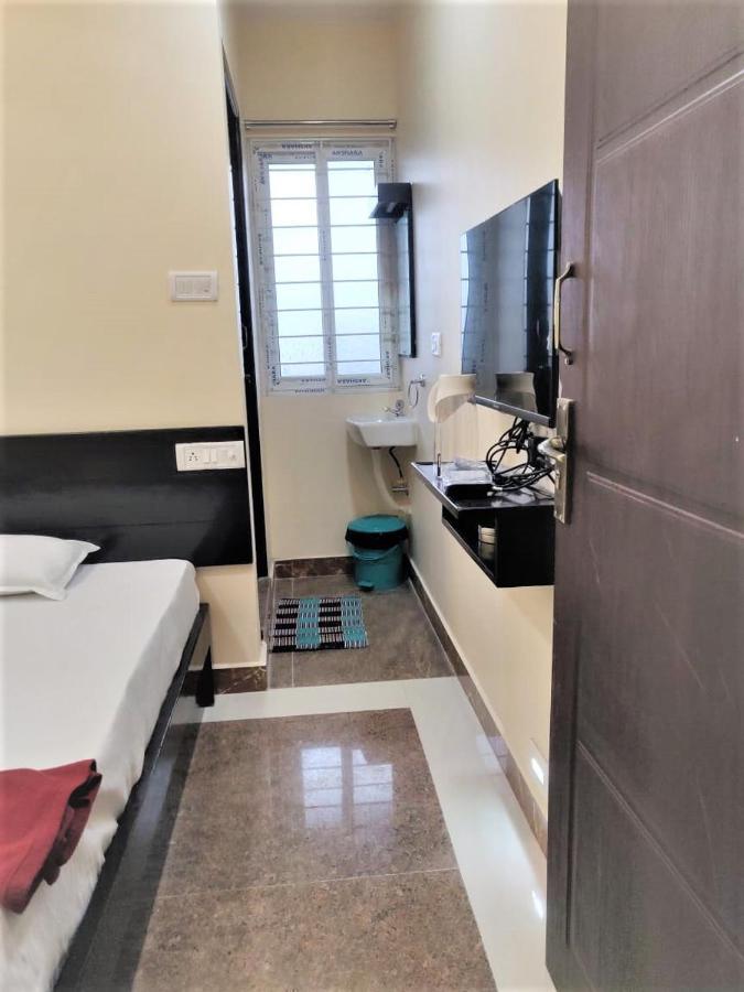 Hotel Sri Vignesh Residency 2*