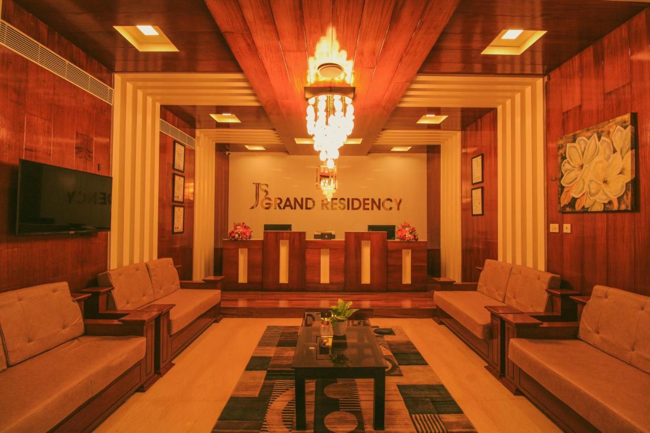 Hotel Emarald Hotels & Resorts 2*