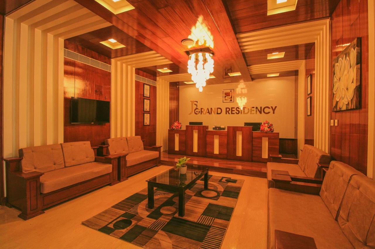 Hotel Emarald Hotels & Resorts