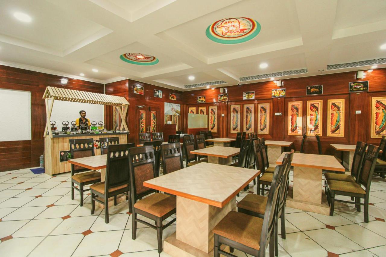 Hotel Emarald Hotels & Resorts Chennai