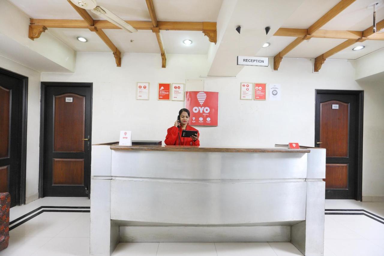 Collection O 77368 Maruthi Residency Hotel