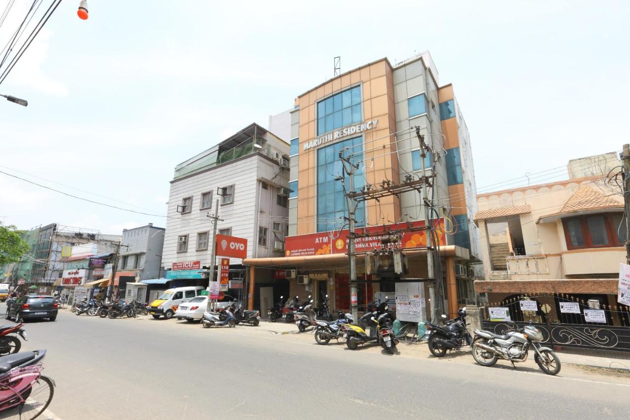 Collection O 77368 Maruthi Residency 3*