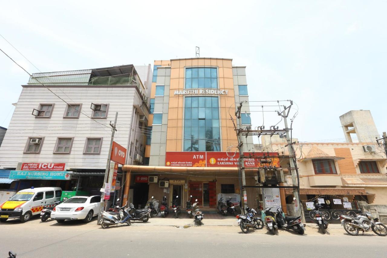 Collection O 77368 Maruthi Residency Hotel