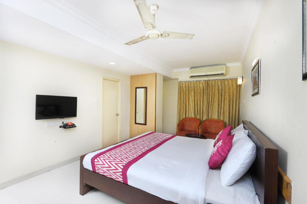 Collection O 77368 Maruthi Residency