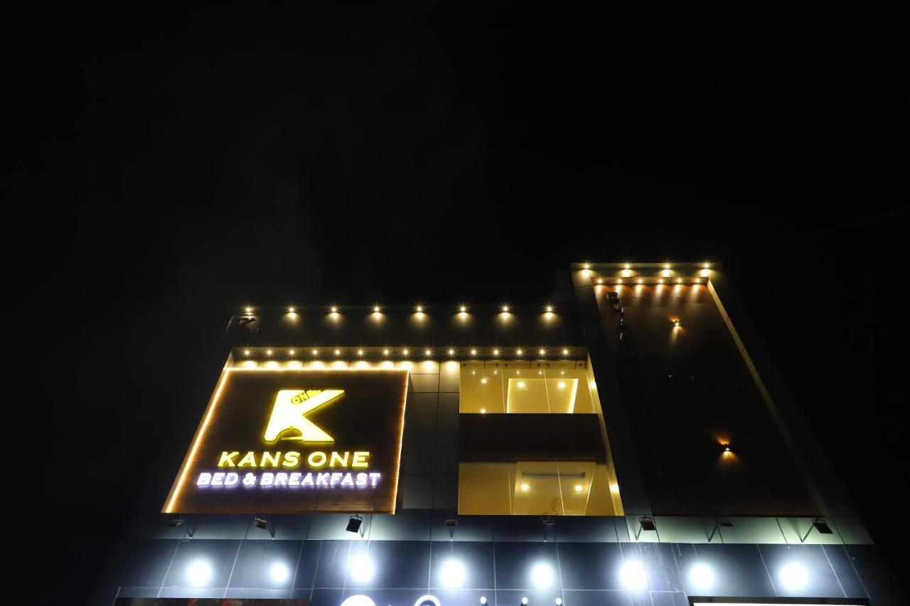 Bed & Breakfast Kans One - Madipakkam Chennai