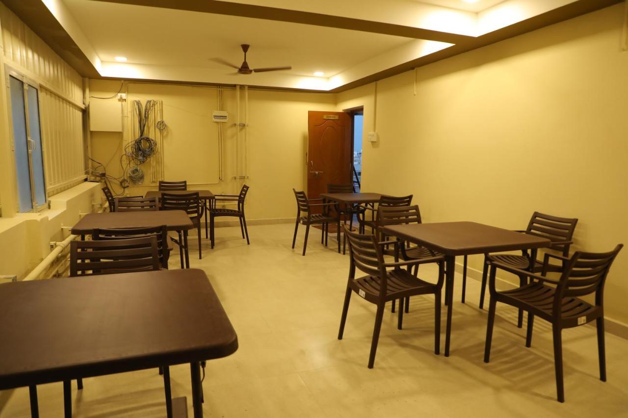 Kans One - Madipakkam Bed & Breakfast *