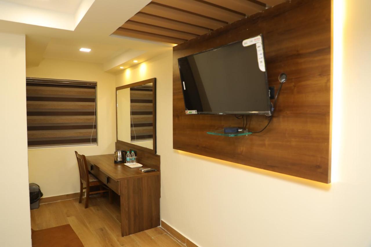 Kans One - Madipakkam Bed & Breakfast *