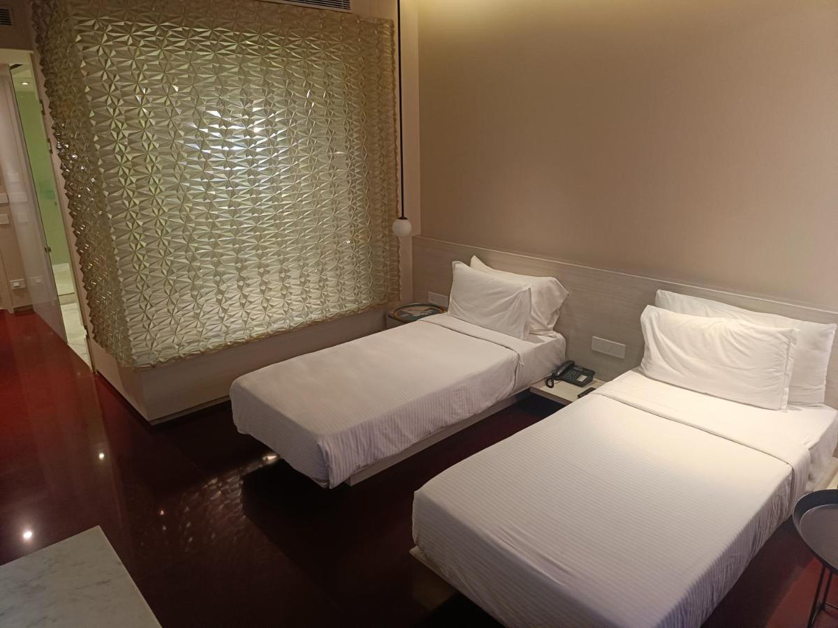 Boulevard By Design 4*