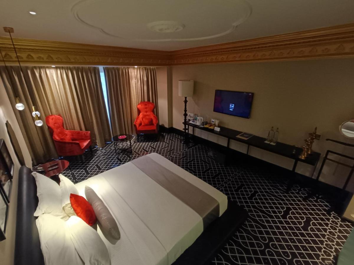 Boulevard By Design Hotel 4*