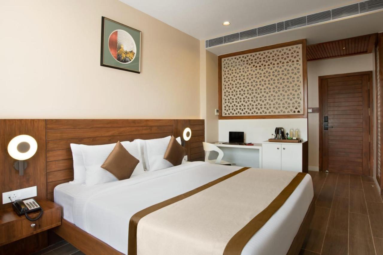 The Grand Hotel 4*