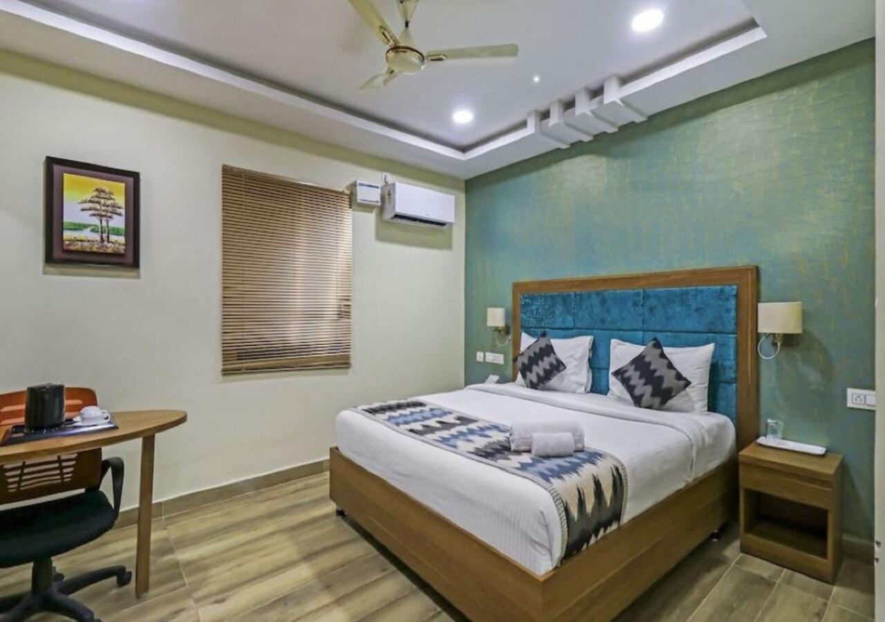Euphoria Extended - Omr It Expressway Hotel 2*
