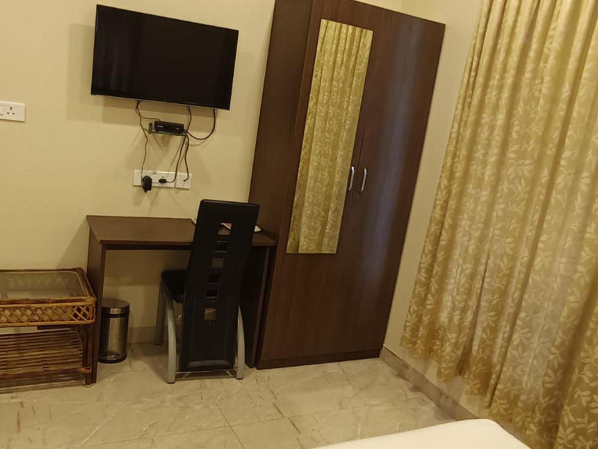 Cute Orange Hotel Chennai