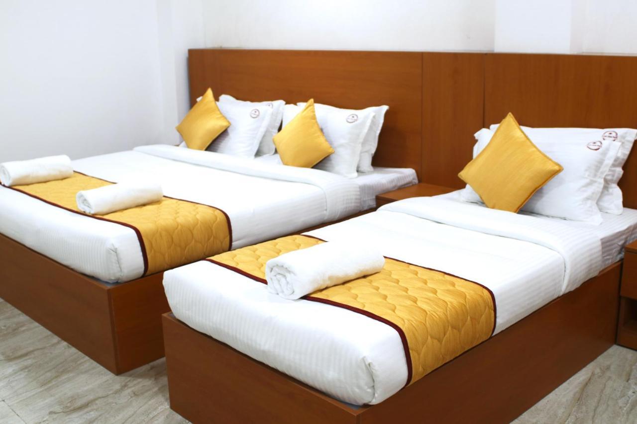K11 Express - Opp Express Avenue Chennai