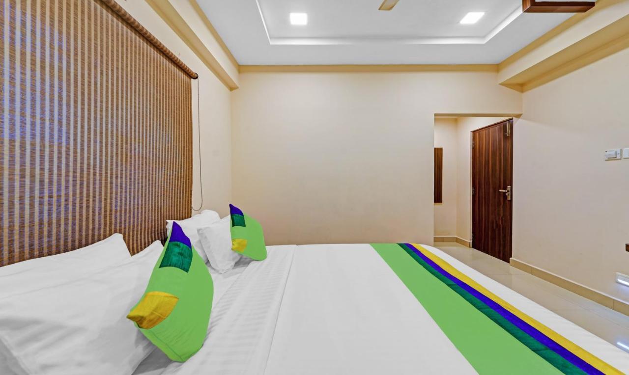 Treebo Trend Aadvik Sai Residency