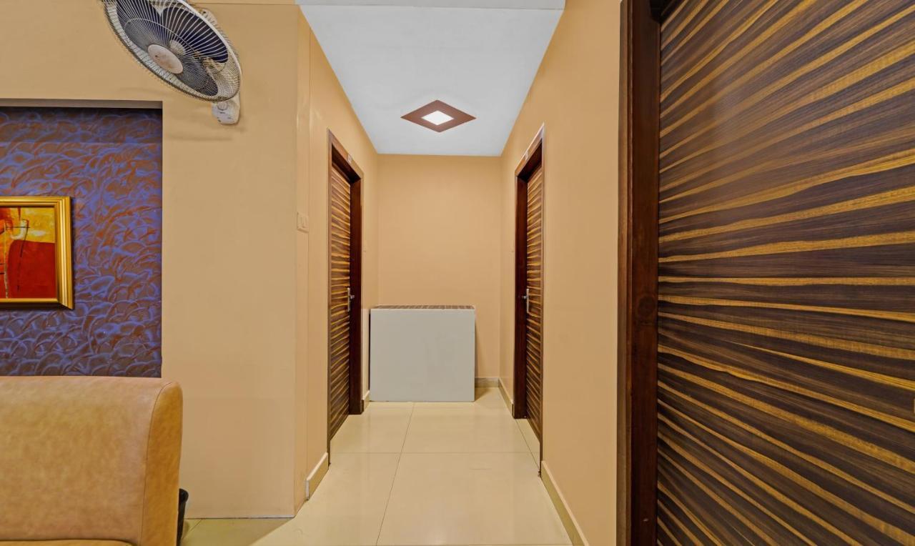 Treebo Trend Aadvik Sai Residency 3*