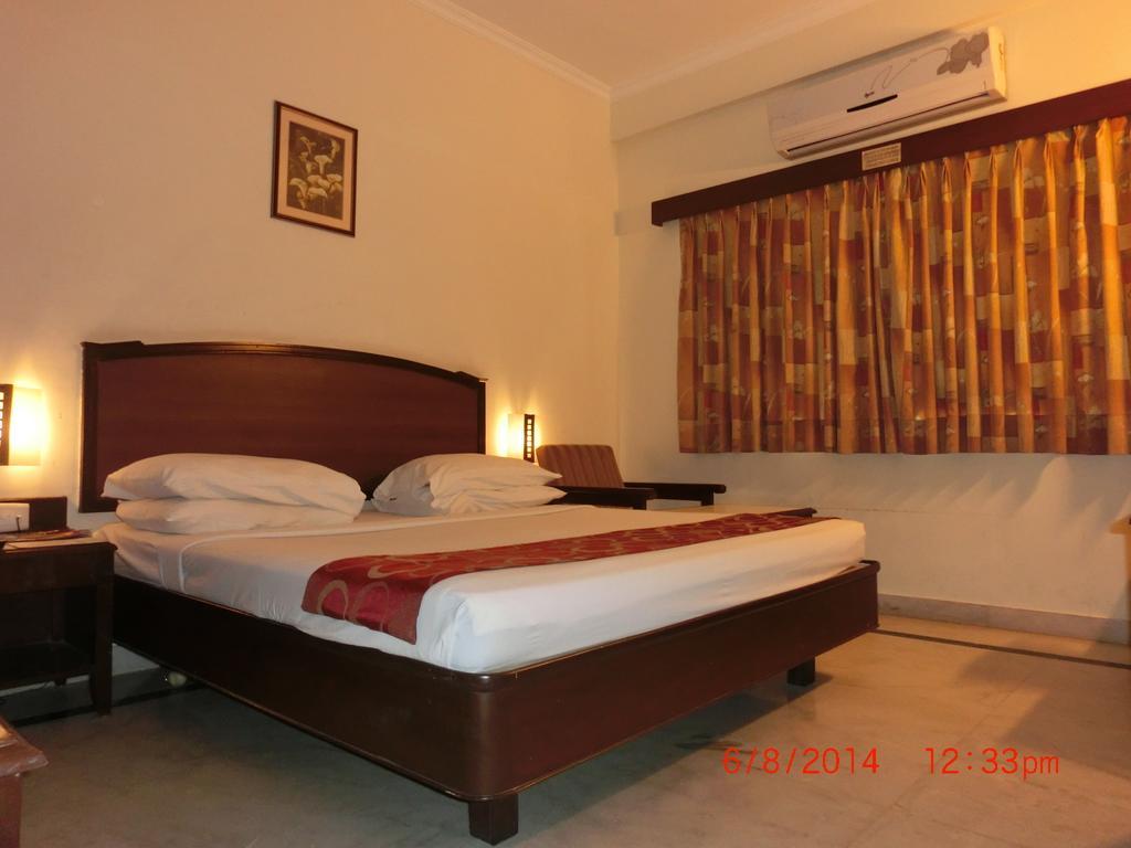 Thulashi Park 2*