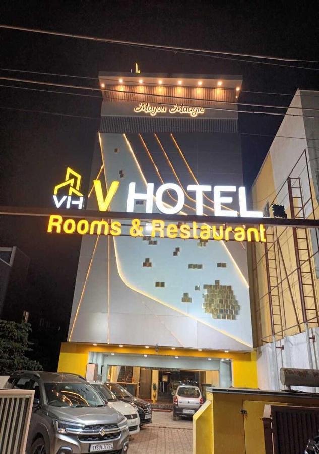 Hotel V *