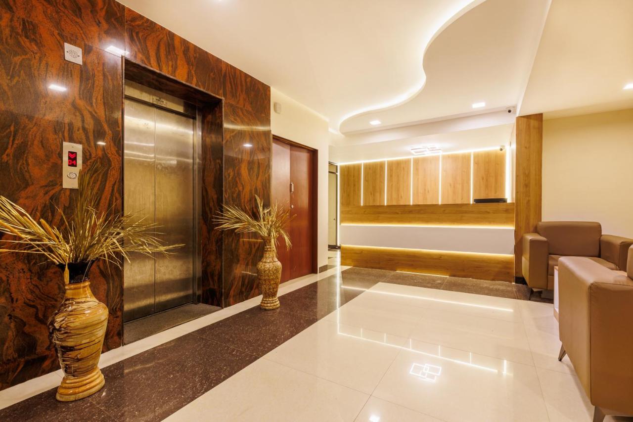 Hotel Comfort Park - Opposite Sri Ramachandra Medical College Porur *