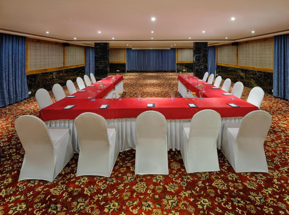 Essentia Premier Omr Hotel Chennai