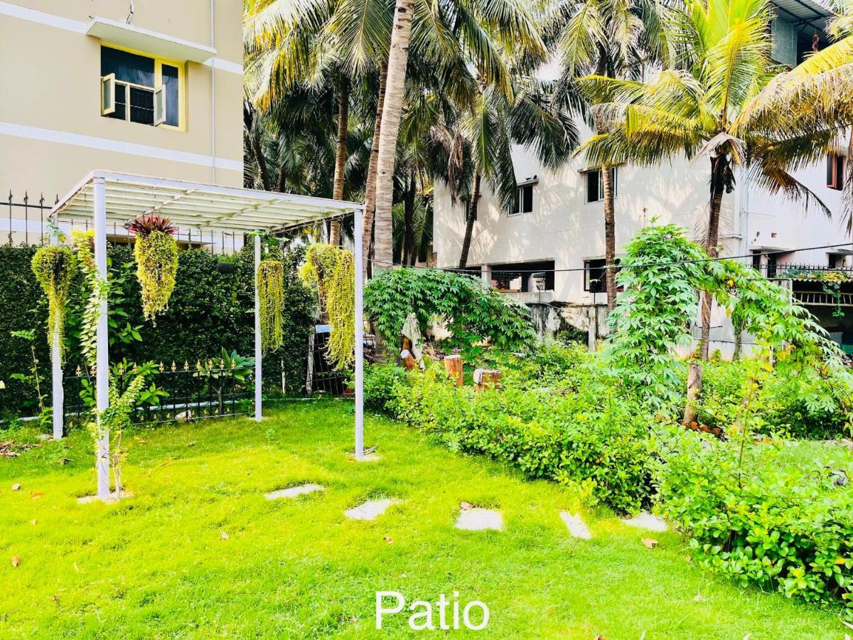 3bhk With Lawn - Elo House *