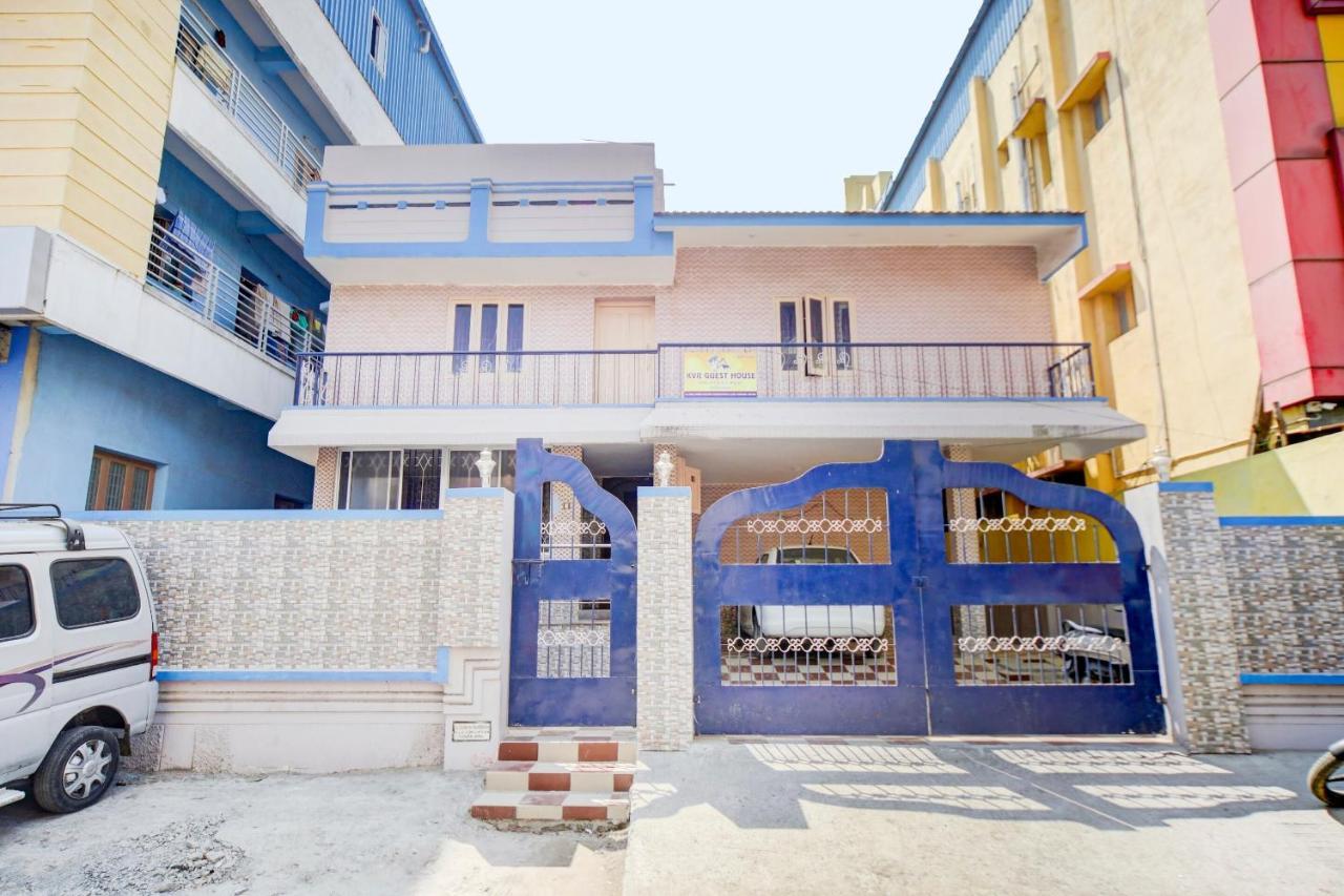 Hotel Spot On Kvr Near Koyambedu Depot Metro Station 2*