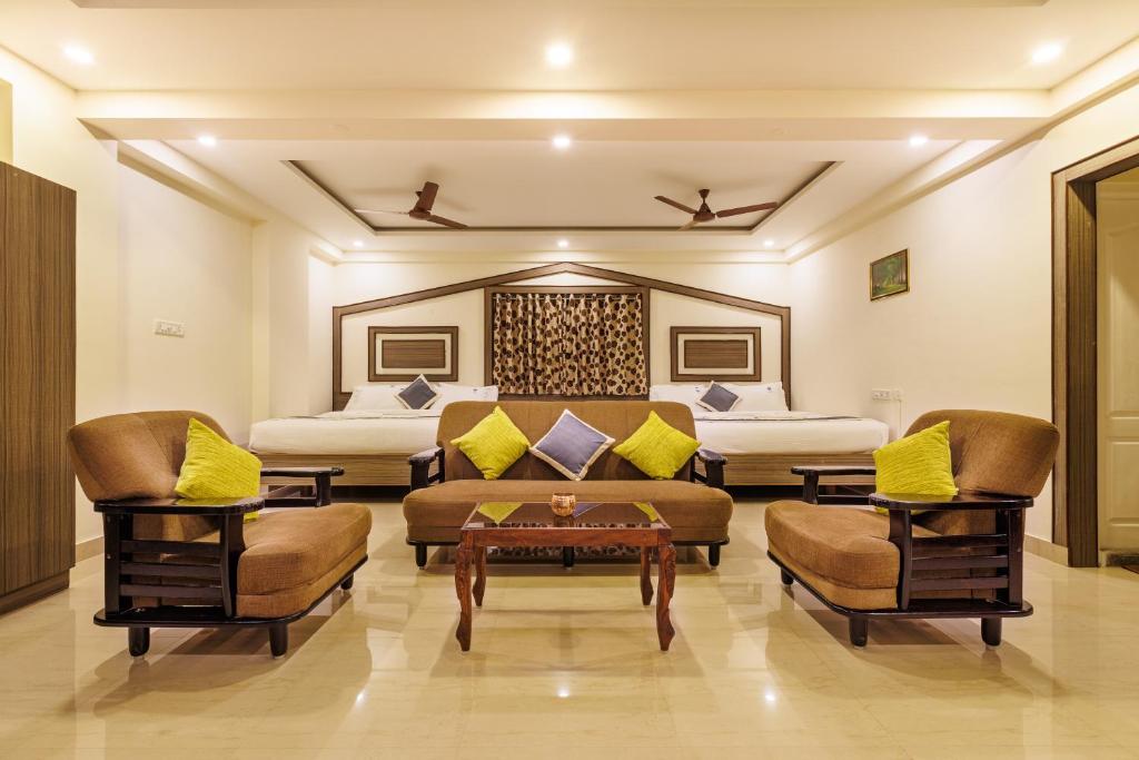 Hotel Comfort Park - Opposite Sri Ramachandra Medical College Porur