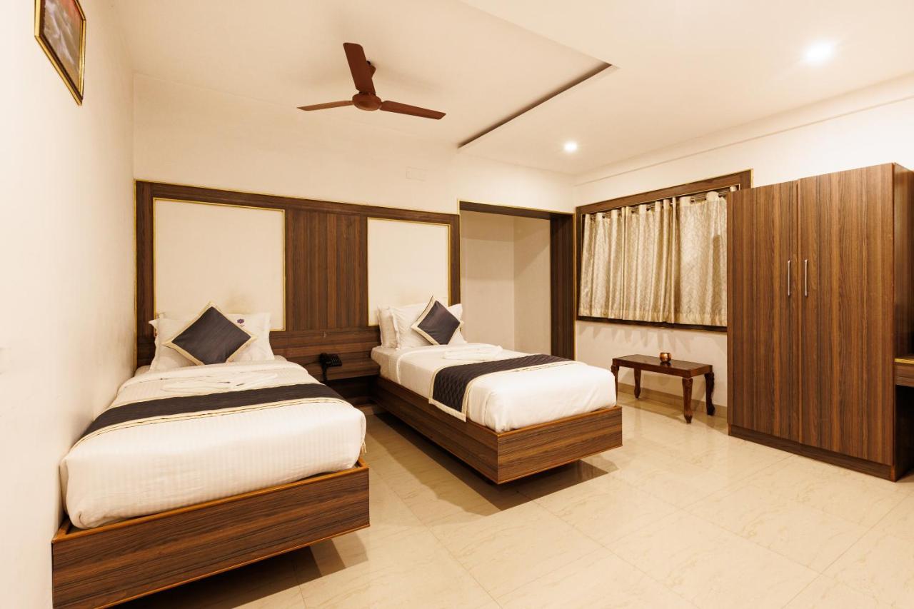Hotel Comfort Park - Opposite Sri Ramachandra Medical College Porur Chennai