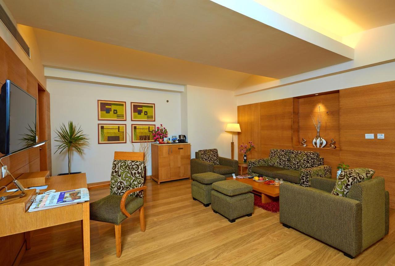 Hotel Park Plaza Omr 5*