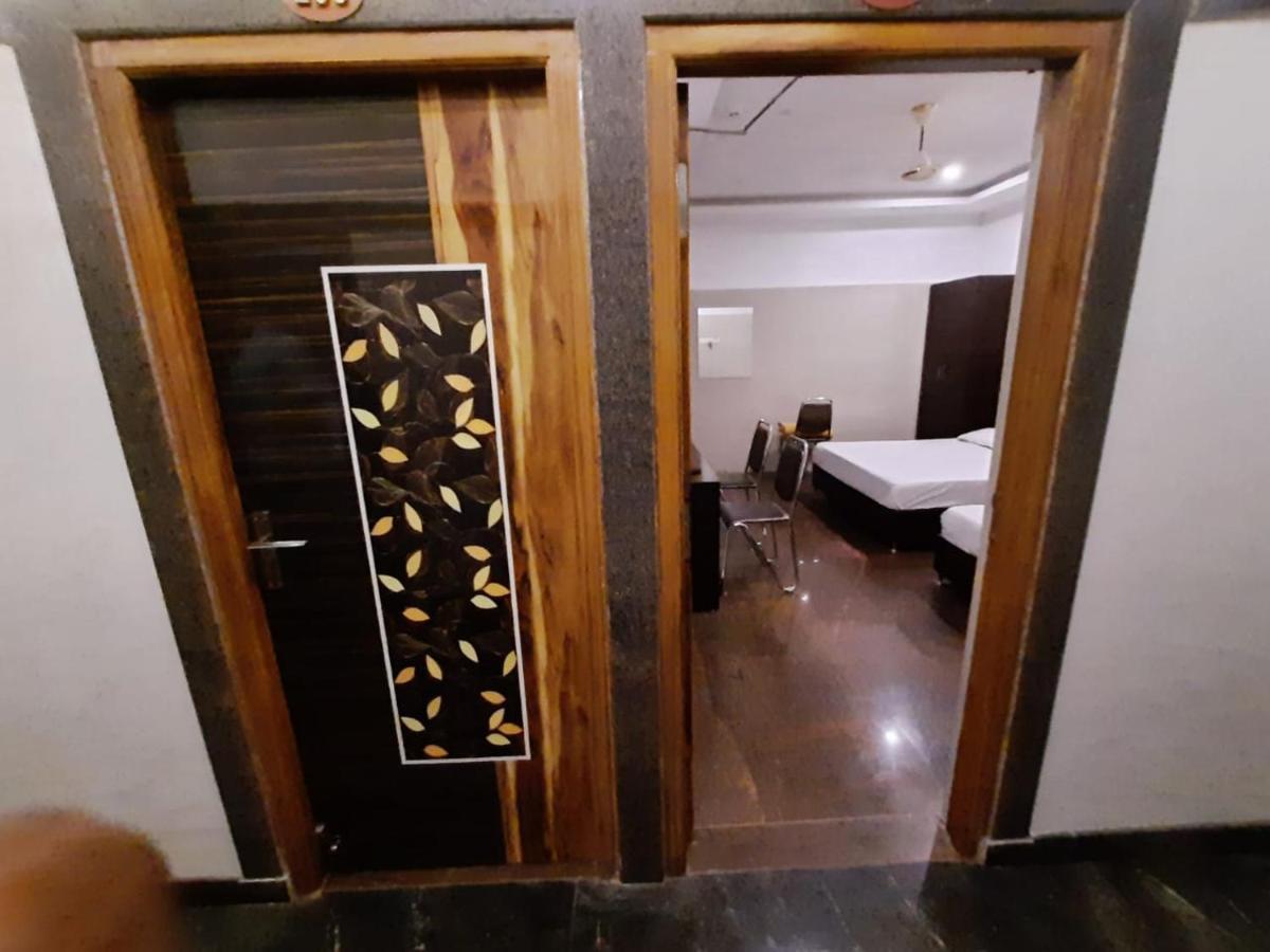 Kjrresidency& Hotel