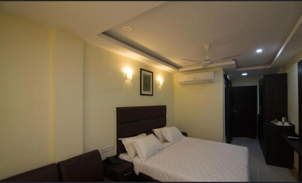 Ample Yard Chennai