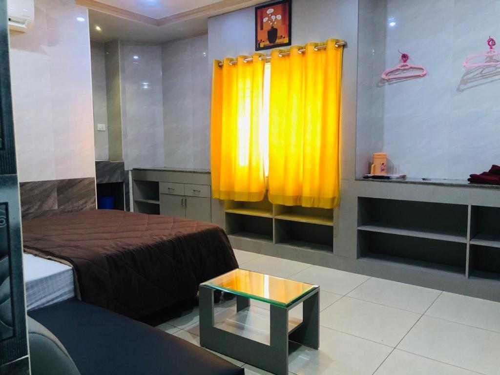 Rumah tetamu Marina Palace Chennai