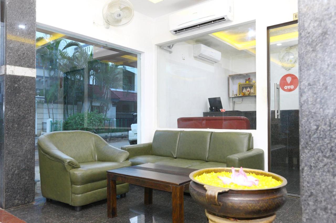 Hotel Capital O Madurai Alagar Near Ags Cinemas T Nagar 3*