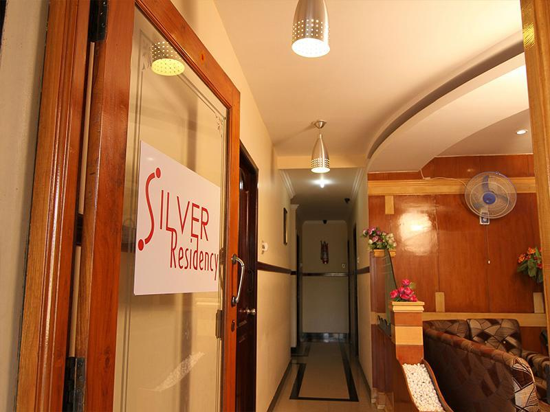 Hotel Silver Residency *