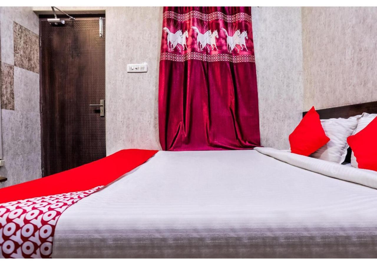 Hotel Chellam Residency