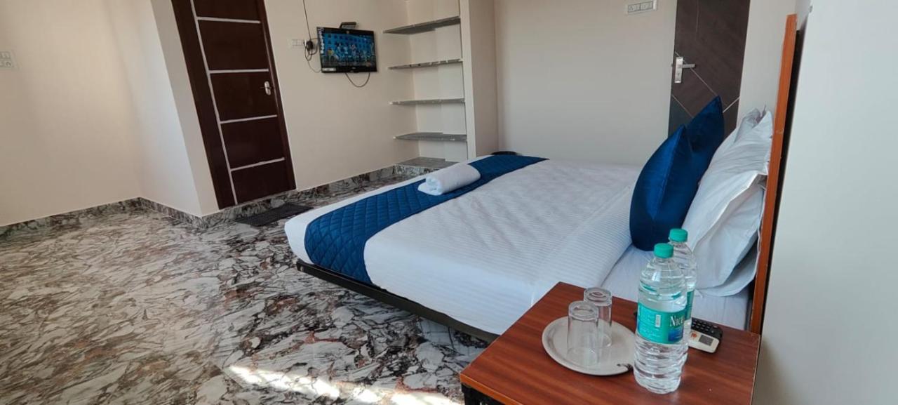 Grand Coastal Moonlight Uthandi, Ecr Apartamento