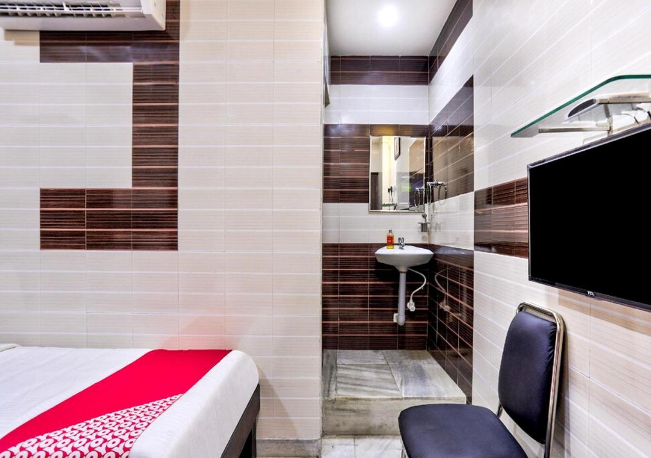 Hotel Chellam Residency *