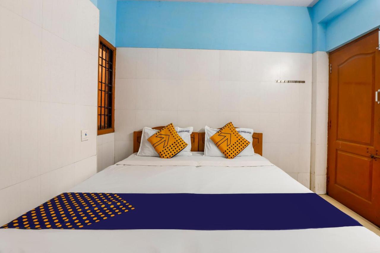 Hotel Spot On Grand Residency Near Marina Chennai