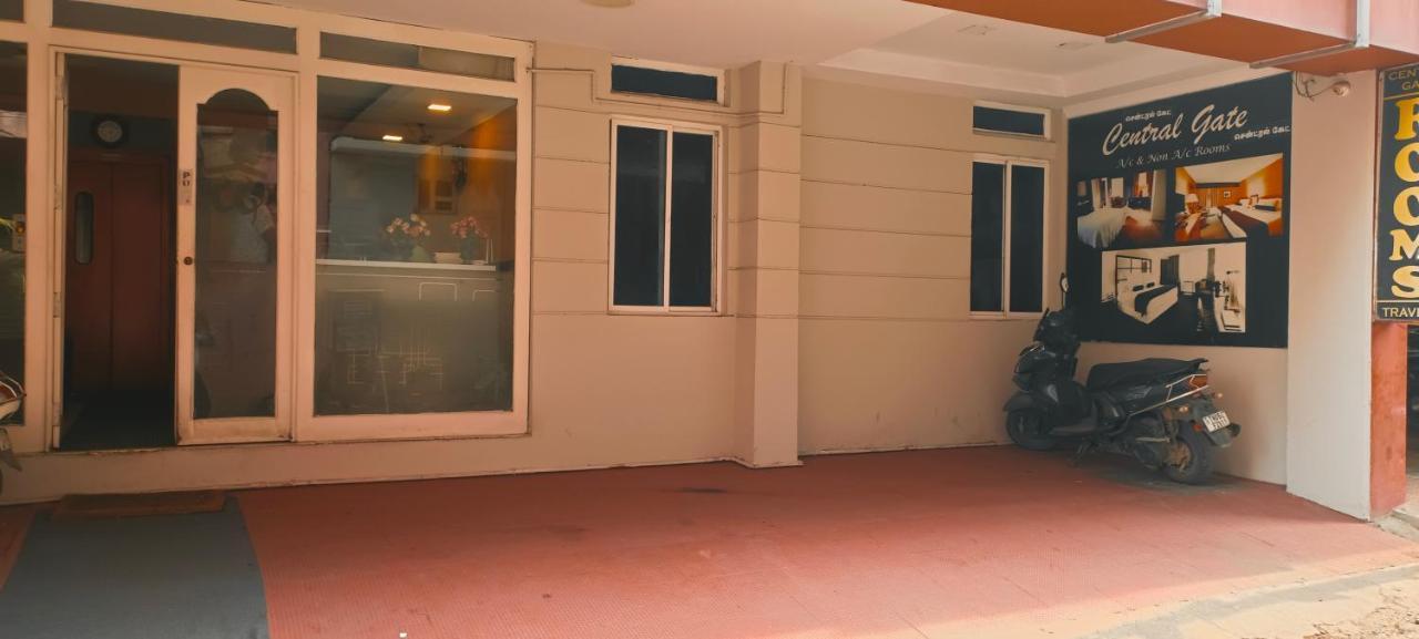 Gate Hotel 2*