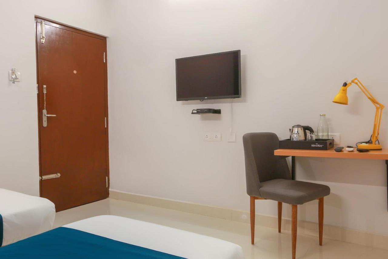 Hotel Oyo Silverkey Murugan Near Jazz Cinemas Luxe Chennai